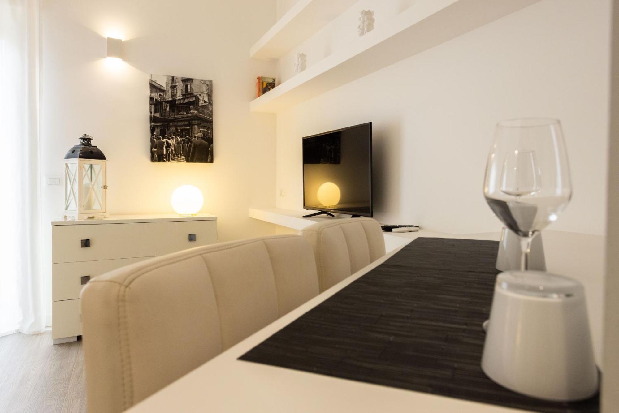Palermo Ai Leoni Apartment ภายนอก รูปภาพ